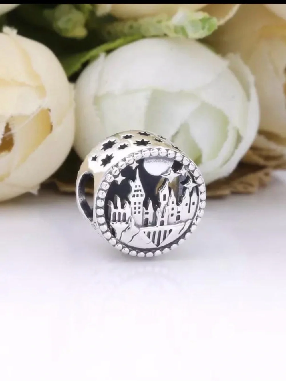 AuthenticHarry Potter charm is the Pandora Hogwarts Castle Charm, style 798622C0
